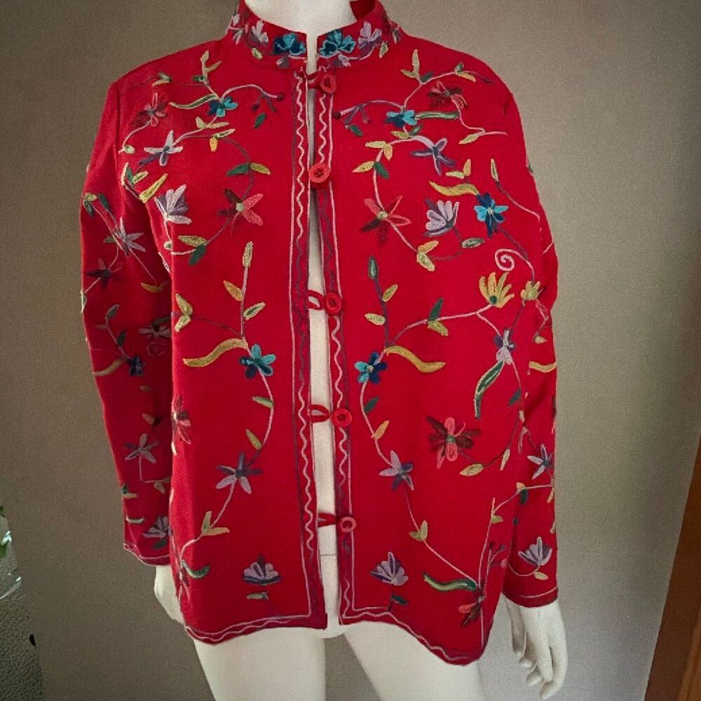 BFA Classics Red Embroidered Jacket Petite Medium Flowers